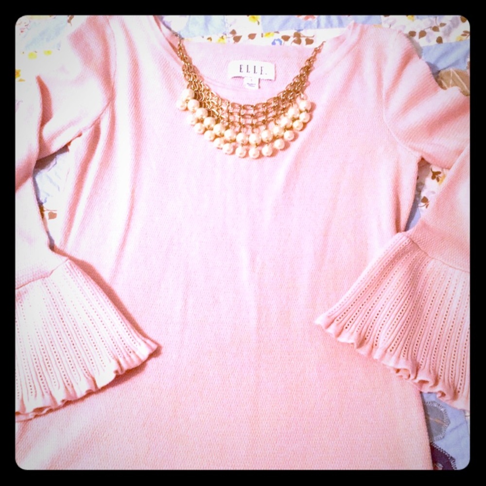 Elle Bell Sleeved Pink Sweater